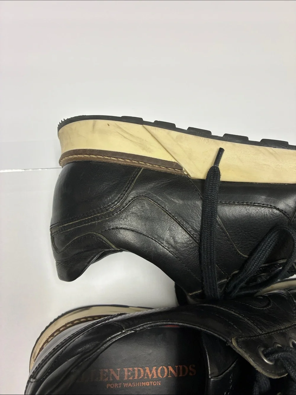 Allen Edmonds Black Leather Low-Top Sneakers with Cream Trim